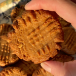 Easy Peanut Butter Cookies